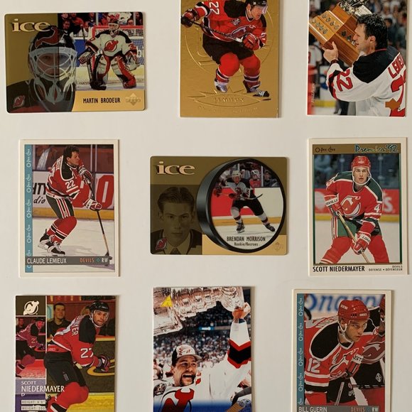 New Jersey Devils Vintage NHL Hockey Cards - Lot of 22 w/ Brodeur Custom Case - Picture 4 of 15